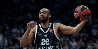 Džabari Parker napustio Partizan!