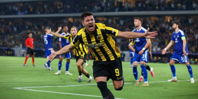 Srbi zapalili Atinu: Marko Nikolić i Luka Jović odveli AEK u Ligu šampiona!