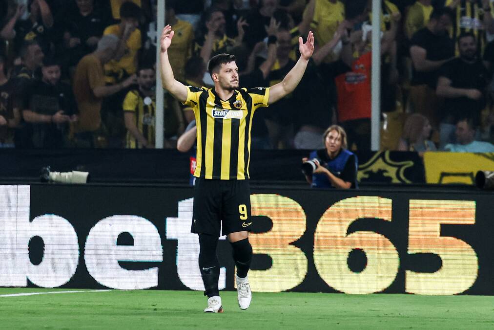 Luka Jović vlada Grčkom: Najbolji je igrač, dao je i najlepši gol