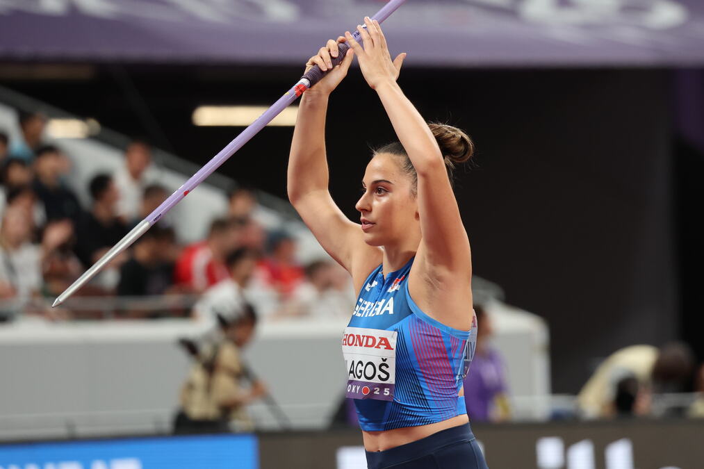 OVAJ SNIMAK SVAKO MORA DA POGLEDA! Evo kako je Adriana Vilagoš uzela medalju na Evropskom prvenstvu! Pogledajte savršeni hitac! VIDEO