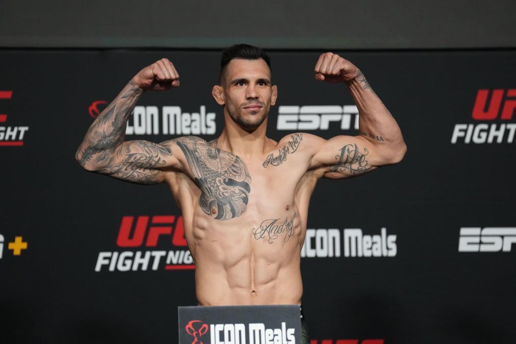 MERIDIAN POVEĆAO KVOTE ZA UFC FIGHT NIGHT KLADI SE NA SPRSKE BORCE I DODATNO NAPLATI SVAKI NOKAUT!