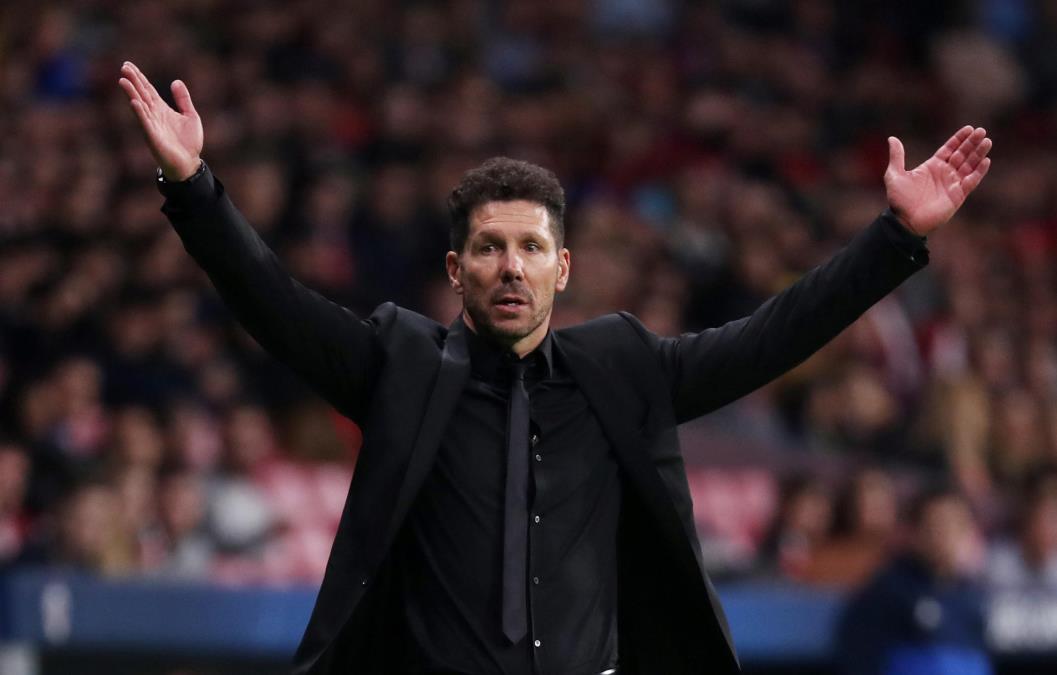 SIMEONE STAO U ZAŠTITU ALVAREZA: Moramo da ga čuvamo, idemo do smrti sa onima koji su ovde!