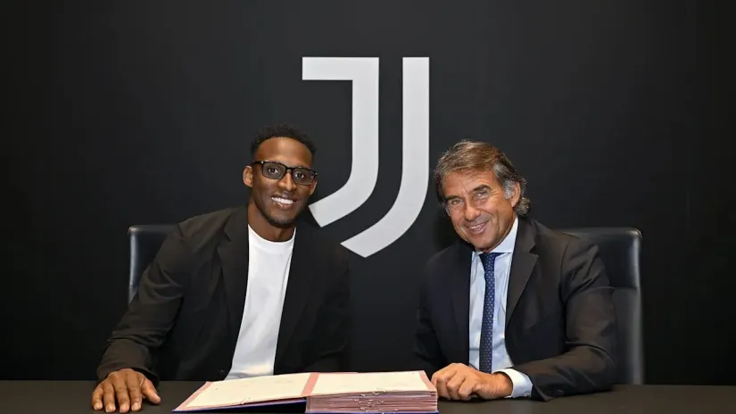 Zvanično: Juventus dobio stub odbrane, sledeći je golman