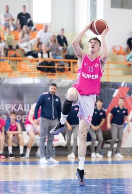 POJAČANJE SA KANARSKIH OSTRVA: Lukas Manijema novi košarkaš Mege