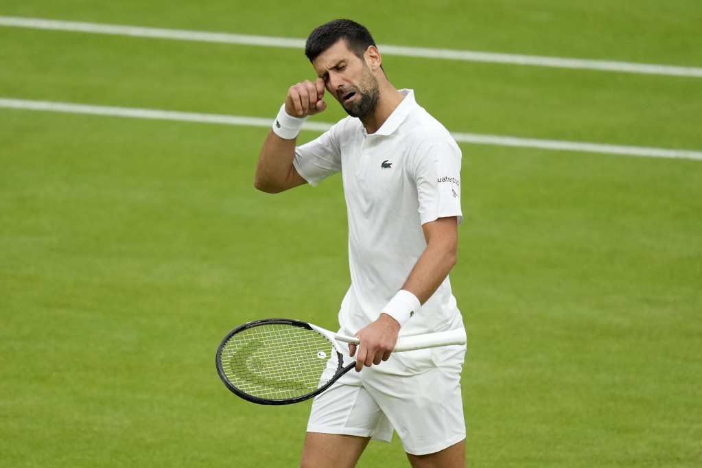 NOVAK ĐOKOVIĆ U CENTRU SKANDALA! Neverovatno šta su mu Englezi uradili!
