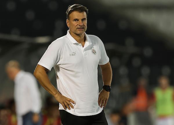 PARTIZAN PREDSTAVLJA NOVOG TRENERA! Aleksandar Stanojević se četvrti put vraća u Humsku, pratite uživo konferenciju za medije!