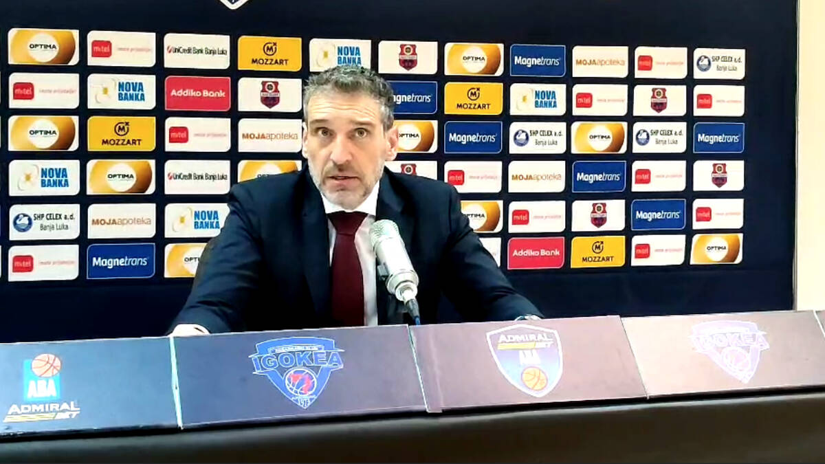 "Nije lako staviti ga u tim": Ibon Navaro otkrio zašto Dobrić nije igrao u derbiju