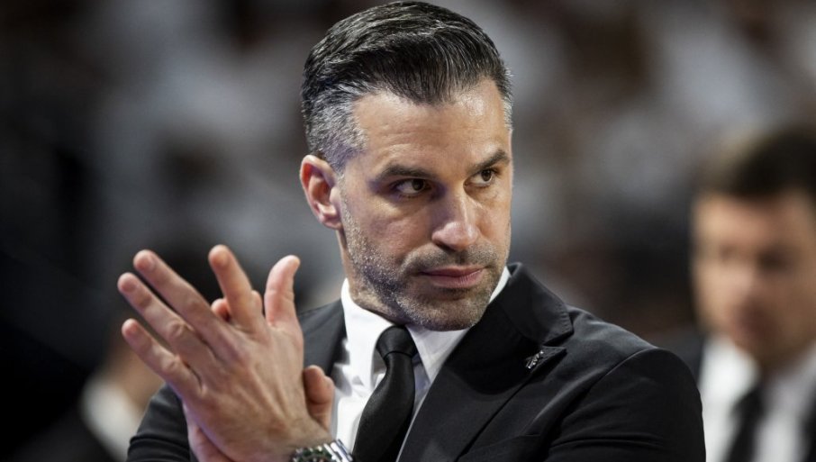 Kakav preokret! Alimpijević pogurao Zvezdu na 3. mesto! Bešiktaš jurio -12, pa trojkom sa zvukom sirene srušio Virtus!