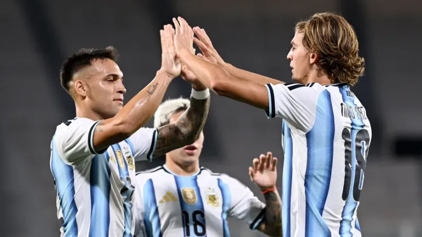 Prva noć bez Mesija, a naslednik već blista: Gol i asistencija buduće argentinske desetke