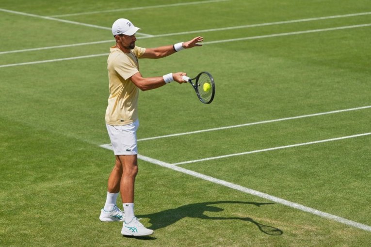 SJAJNE VESTI ZA ĐOKOVIĆA! Novak pred Vimbldon dobio veliko ohrabrenje!