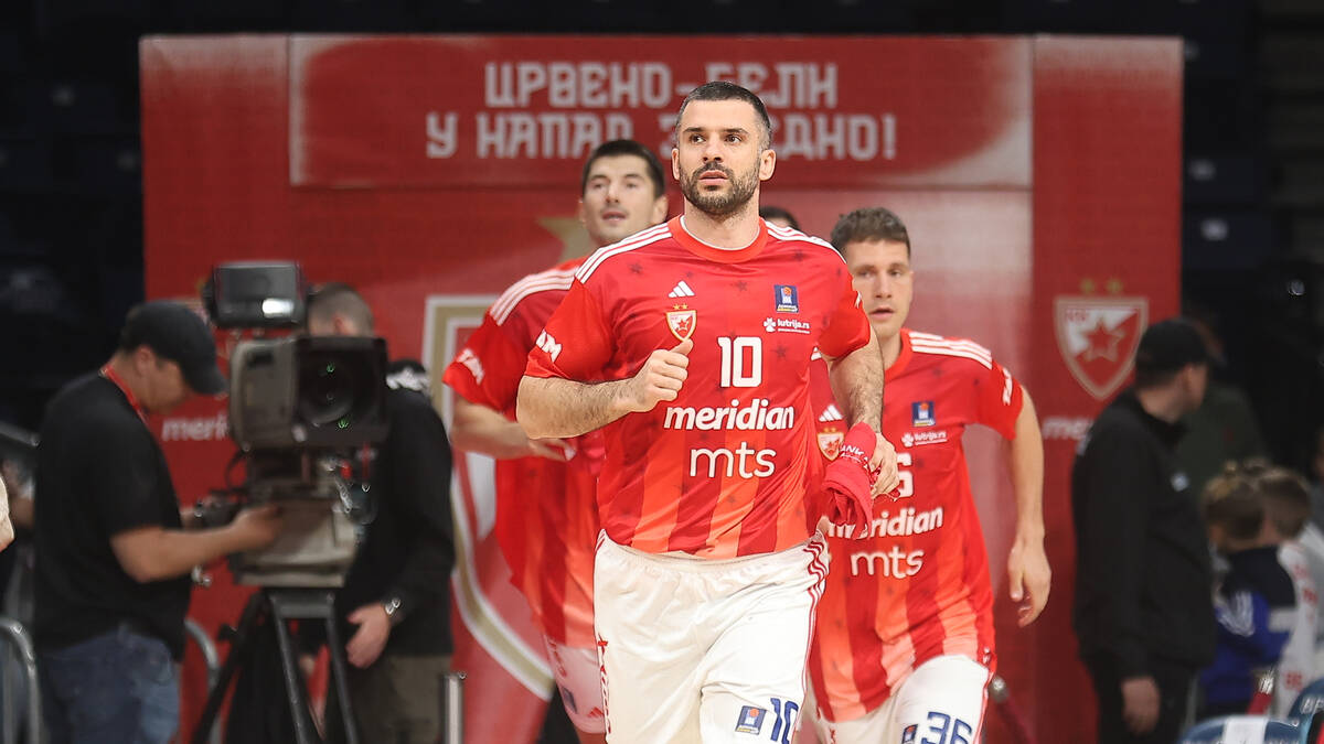 Crvena zvezda se oglasila zbog Branka Lazića: "Simbol uspona, igrač koji je ostavio neizbrisiv trag"