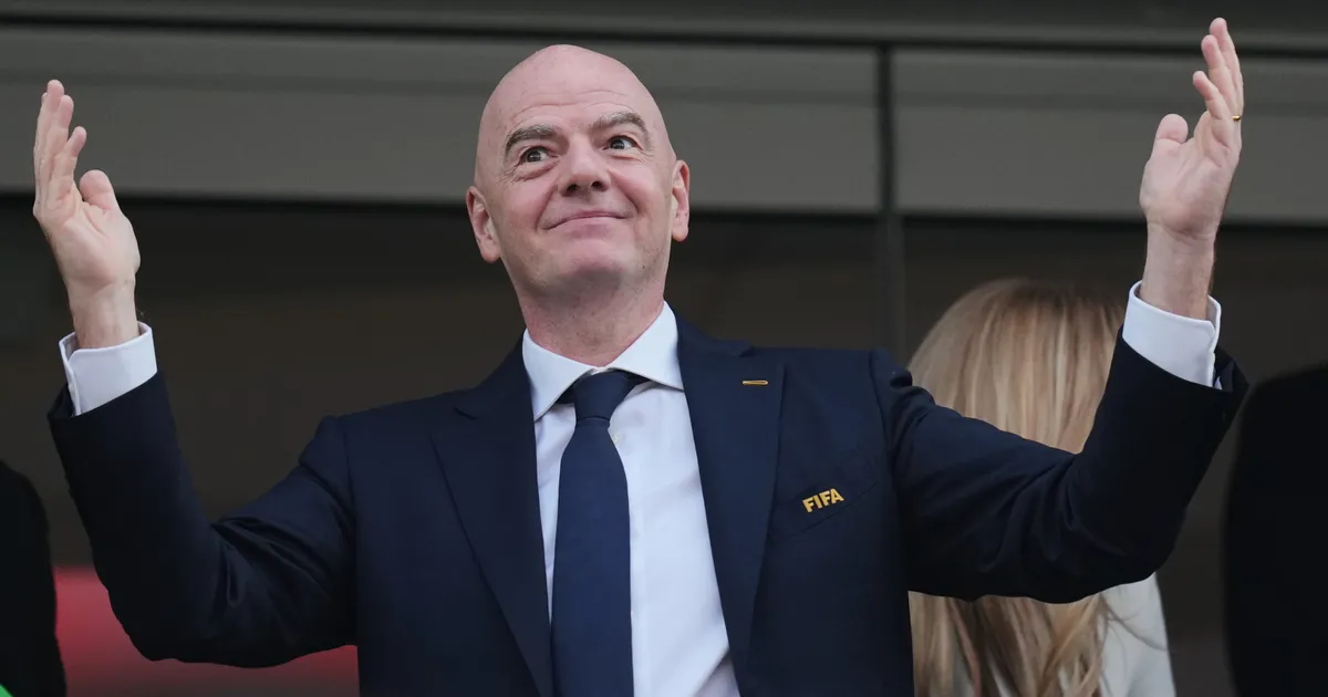 Oglasio se Infantino posle vanrednog sastanka vrha FIFA i zapretio: "Imam podršku, nećemo tolerisati napade!"
