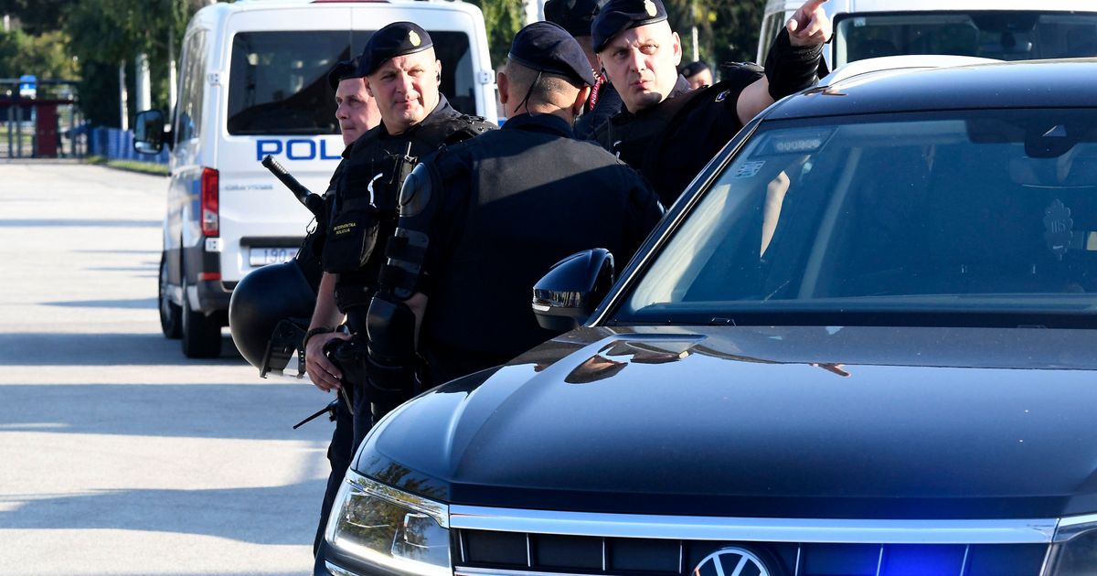 Neredi na autoputu u Hrvatskoj: Huligani trče po zaustavnoj traci, podignuti helikopteri, pojavio se snimak
