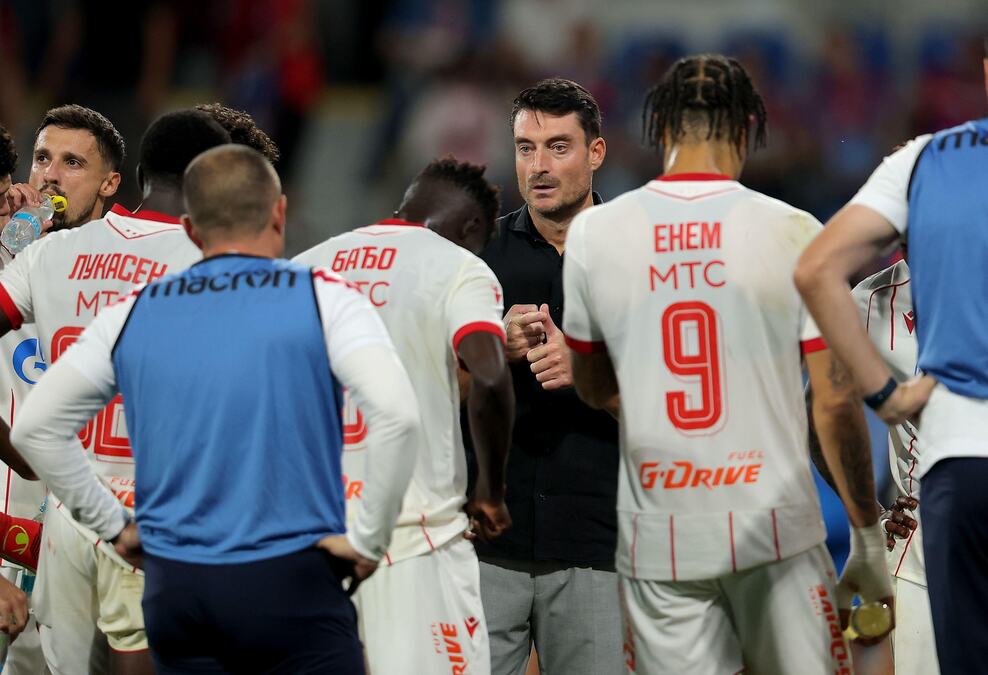 ISTORIJA SE PONOVILA, ALI OVO JE MNOGO VEĆA BLAMAŽA! Zvezda doživela NEVEROVATAN DEBAKL - samo joj se JEDNOM ranije desilo isto!