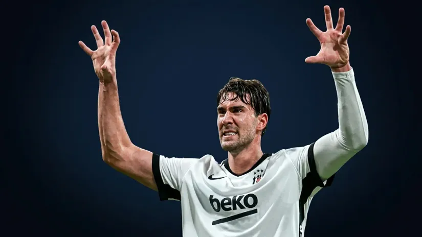 Istanbul osetio kandže srpskog orla! Vlahović dao tri, a Bešiktaš šest golova pred derbi sa Fenerom