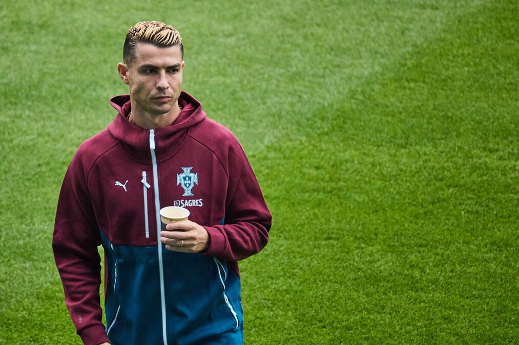 RONALDO DOLIO ULJE NA VATRU! Njegov potez nakon haosa u reprezentaciji sve govori - puče nova bruka, a sve zbog lajka! (FOTO)