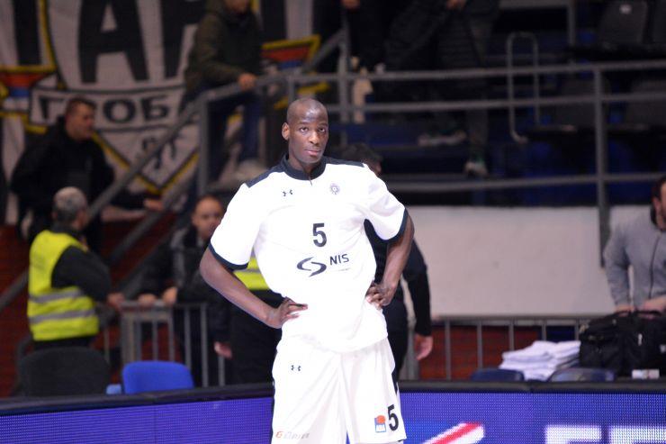 TO JE TO! PARTIZAN VRATIO LJUBIMCA GROBARA! Crno-beli morali hitno da reaguju - ugovor ekspresno potpisan!
