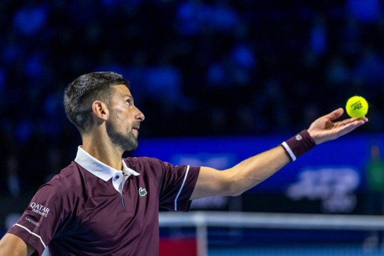 Novak Đoković - Jan Lenard Štruf: Borba za četvrtfinale u Bazelu