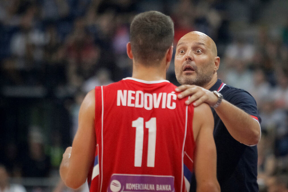 ""CEPAO" ME JE GDE GOD JE MOGAO!" Nedović se vratio iz izlaska, pa naleteo na Saleta Đorđevića, jedan pogled mu je sve rekao: Samo je klimnuo glavom, a sutra...