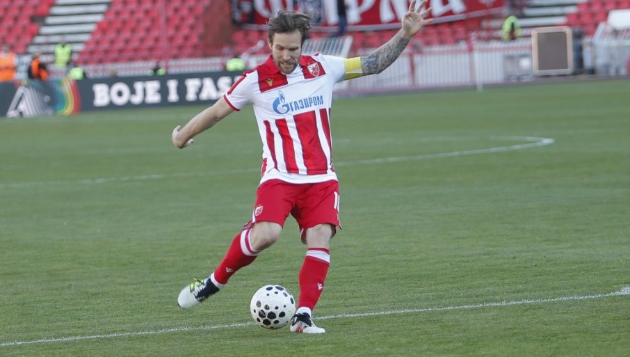 UŽIVO, ZVEZDA - MLADOST: Au, šta promaši Arnautović!