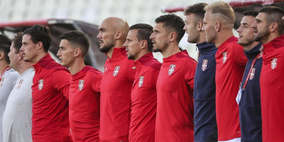 Veliki udarac za Paunovića: Jedan od najboljih reprezentativaca se povredio, propušta ceo prozor!