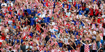 Ništa novo od Hrvata! Skandalozan doček fudbalera sa Mundijala - Orile se Tompsonove pesme