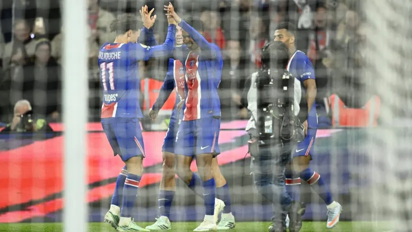 Derbi u senci pariskih nereda i londonskog glamura nije opravdao očekivanja: Majulu prekinuo uspavanku