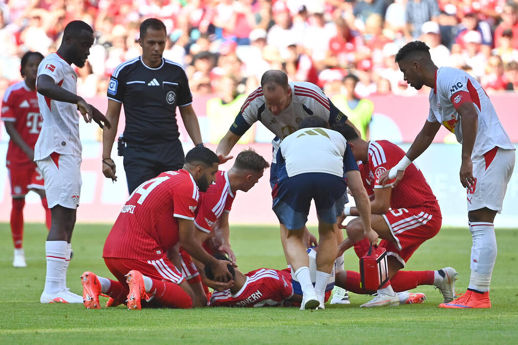 JEZIVE SCENE NA ALIJANC ARENI: Musijala dao gol, pa se srušio na terenu!