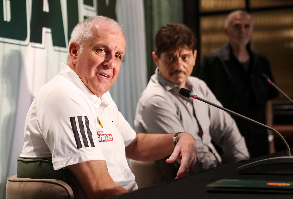 OBRADOVIĆ IMA MOĆNU PORUKU ZA NAVIJAČE PANATINAIKOSA: Evo šta želi trofejni trener...