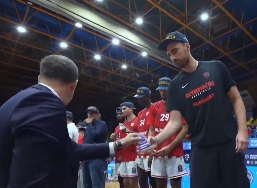 OLIMPIJAKOS NASTAVIO NIZ: Aktuelni šampion Evrolige i Grčke osvojio Superligu
