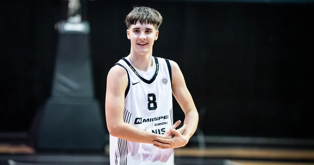 Jedan od najboljih mladih košarkaša napustio Partizan, dao 38 poena na meču: "Dragi moji Grobari..."