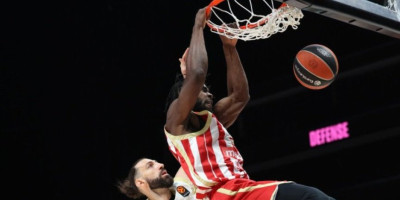 "Kletva" Dubaija je prekinuta: Crvena zvezda utišala "Koka kola arenu"
