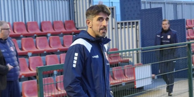 Veljko Paunović prekomandovao defanzivca - novo ime na spisku!