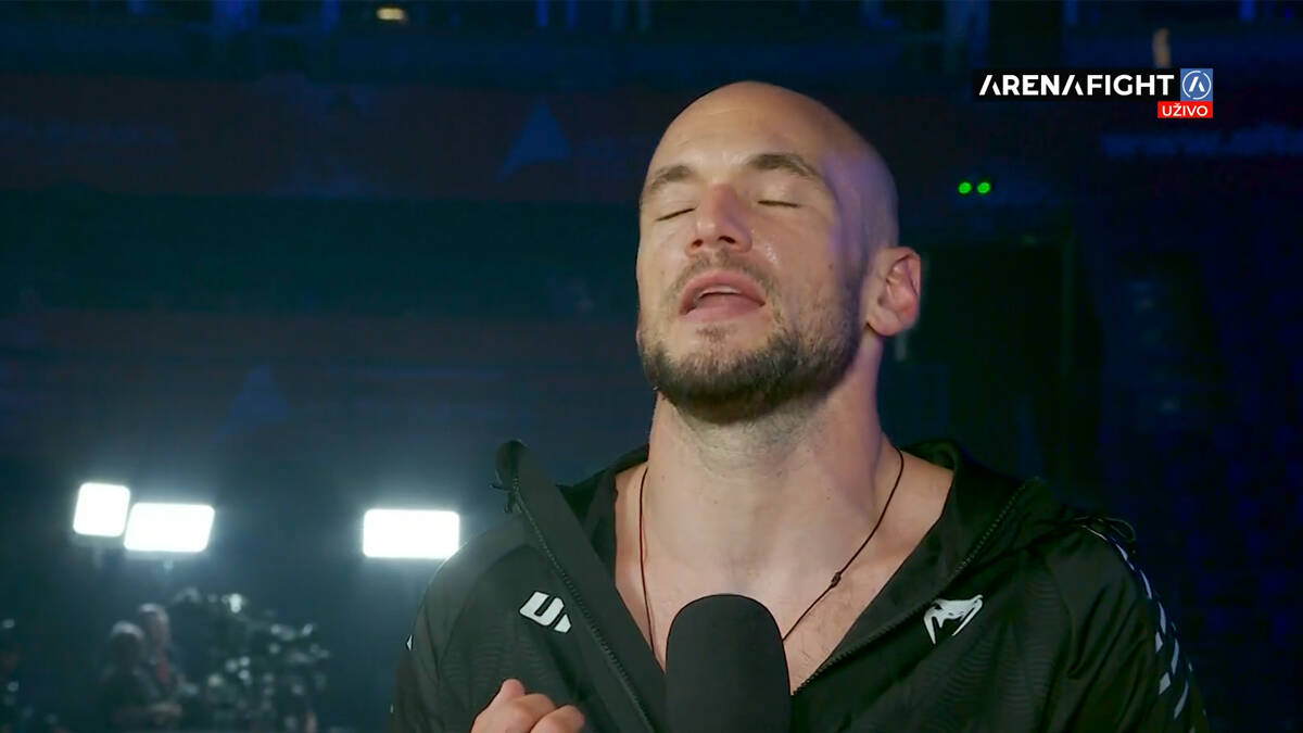 Uroš Medić kao Novak Đoković: S povređenim meniskusom kolena razbio rivala!