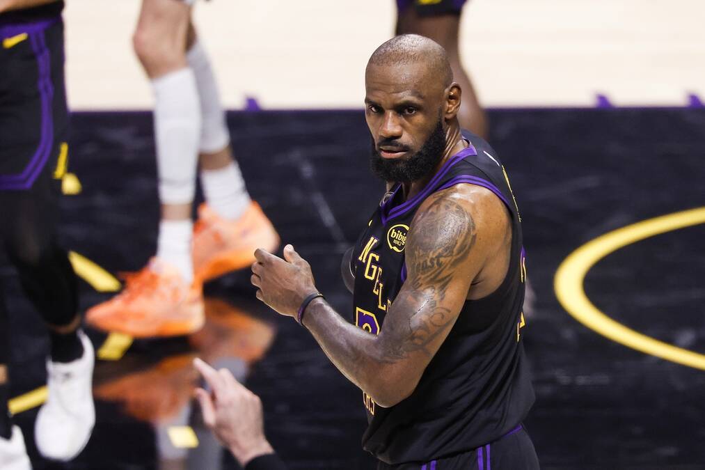 Otklonjena dilema: Evo koji broj na dresu će nositi Lebron Džejms