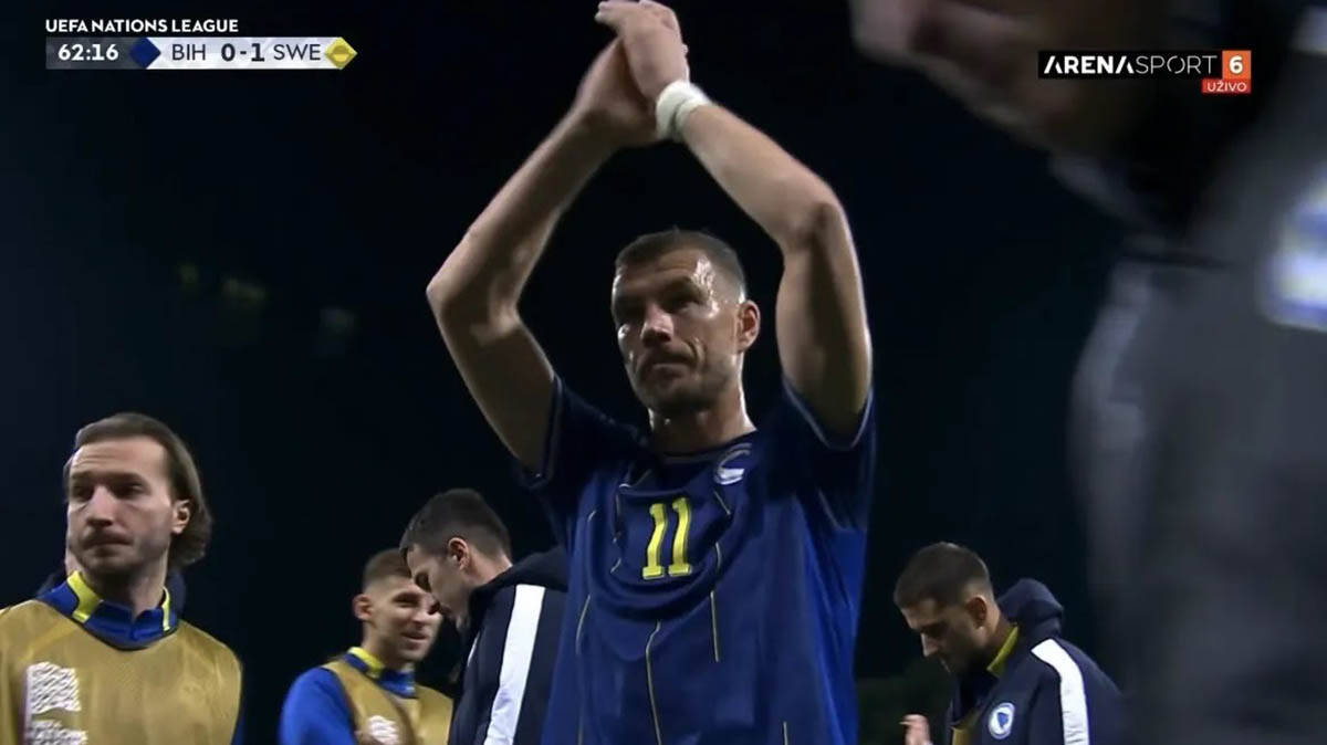 Sve je stalo zbog Edina Džeka: Špalir, ovacije i prekid meča za oproštaj legende