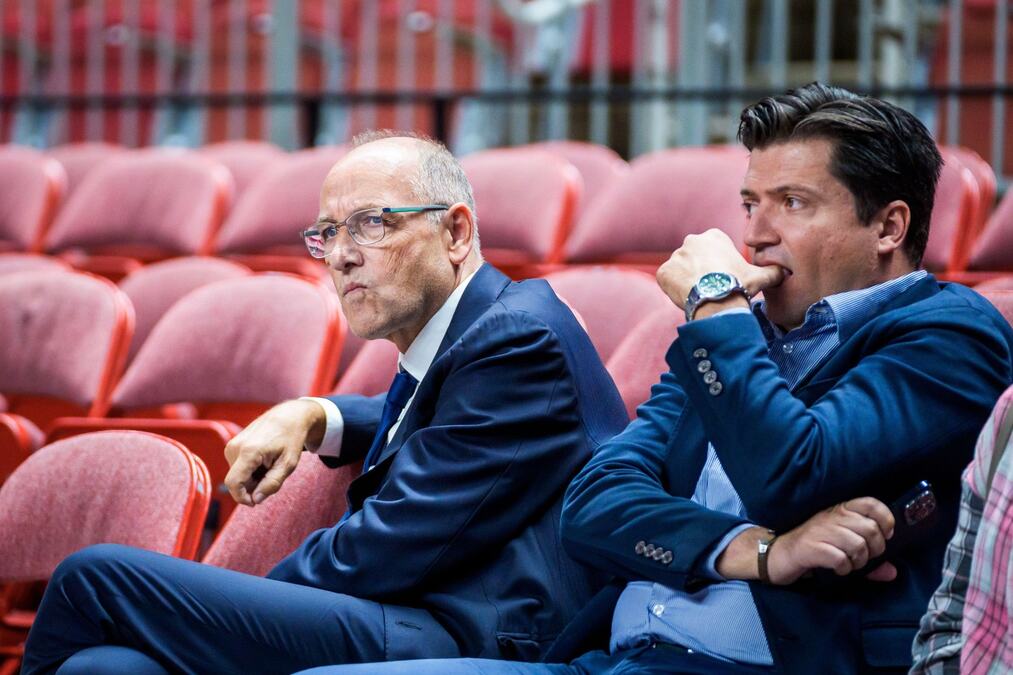 PODNEO OSTAVKU NAKON ŠTO JE UHAPŠEN! Predsednik KS Grčke zbog skandala i teških optužbi odlučio da se povuče