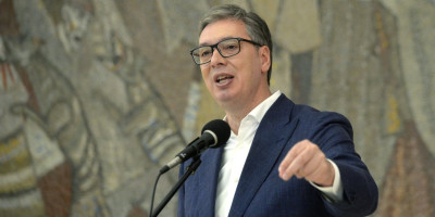 "Ponosni na ovu medalju i na Vašu borbenost! Bravo, Adriana!" - Predsednik Vučić čestitao Vilagoševoj