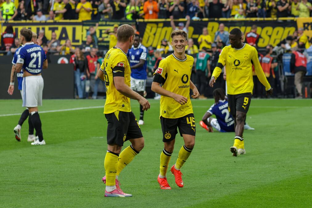 POVRATAK U STARA VREMENA: Borusija Dortmund nagrađuje navijače koji ne koriste telefone tokom utakmica
