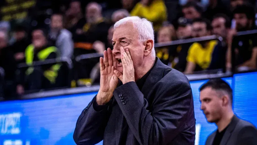 Šakota zadržao PAOK na pet poena za četvrtinu, ali je AEK pao u finišu
