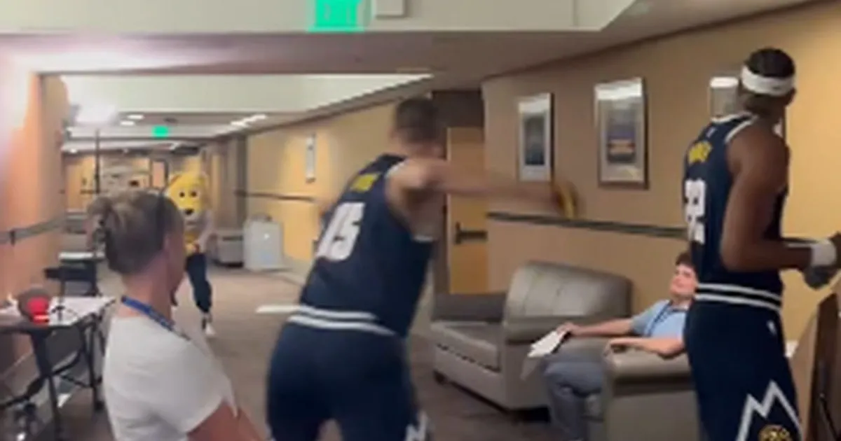 Nikola Jokić gađao maskotu! Posle odmora u Somboru i Srbiji, iznervirali ga čim je stigao u Ameriku
