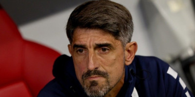 Da li Veljko Paunović treba da ostane selektor? Sliku kvari šest poraza zaredom! (ANKETA)