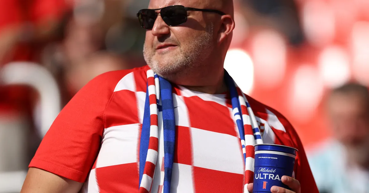 Otkriveno koliko piva je popijeno i hot-dogova pojedeno na stadionima na Svetskom prvenstvu: Brojke su ludilo!