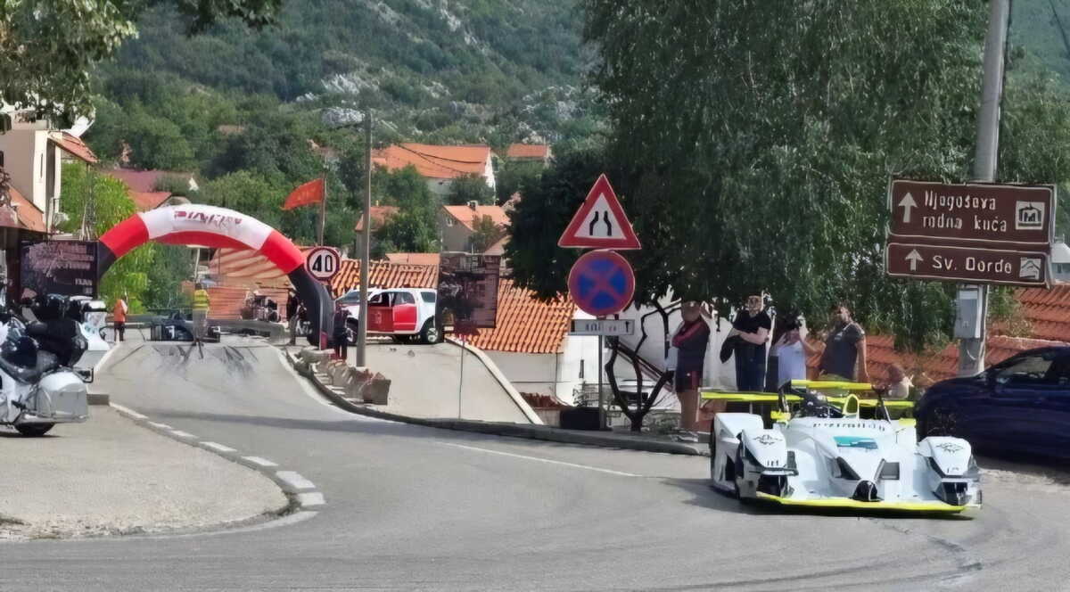 DOMINACIJA UROŠA BRKIĆA POD LOVĆENOM: Gotova brdska trka "Njeguši 2026"