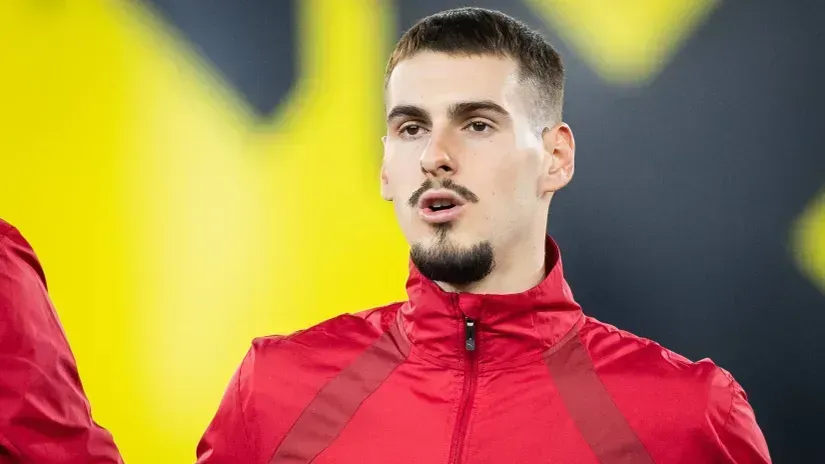 Turci pišu o Mimoviću: Zvezda ponudila 1.500.000 evra, Fener ga nudi Geztepeu