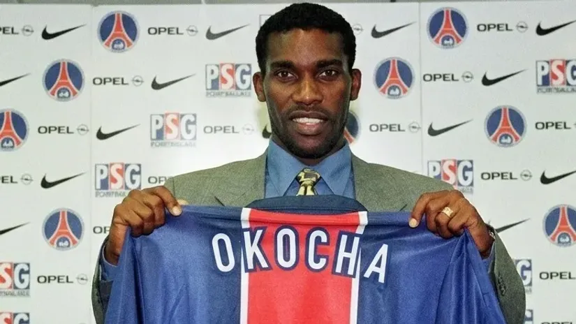 Sećanje Džej Džeja Okoče: Tuš kabina u Boltonu, šut karta u Bajernu i trening sa Ronaldinjom
