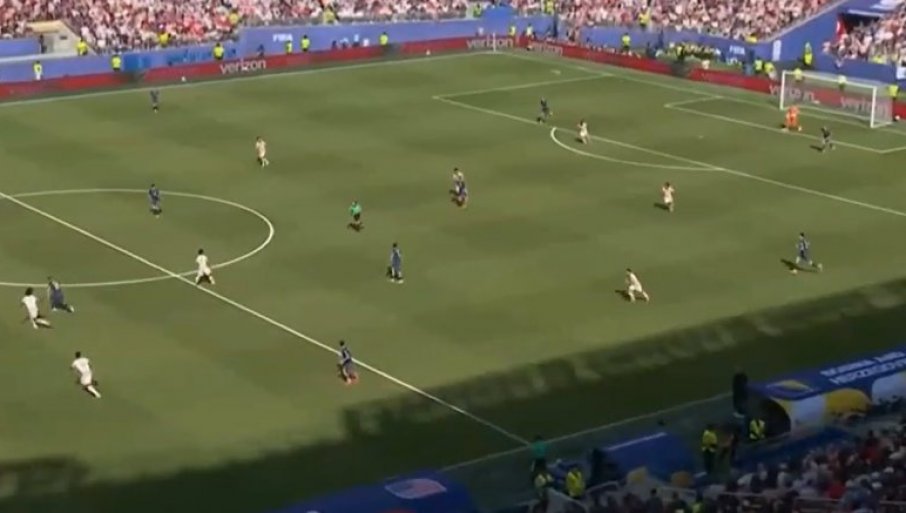 BOSANCI OSTAVILI NAVIJAČE SAD U ŠOKU! "Zmajevi" ispali, ali očitali Amerikancima lekciju koju nisu znali! (VIDEO)