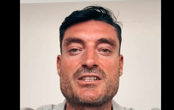 GORI ZVEZDAŠKA JAVNOST! Albert Rijera se obratio Delijama, njegove reči odjekuju daleko! (VIDEO)