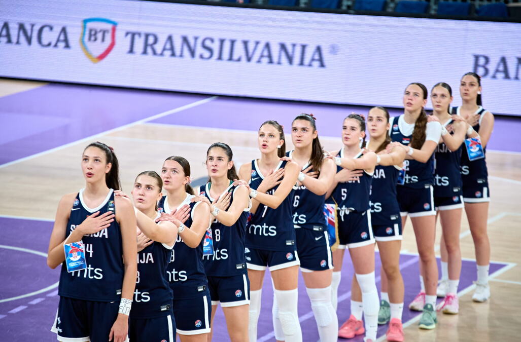 "S VEROM U BOGA" NA RUKAMA I DEMOLIRANJE VRŠNJAKINJA IZ HRVATSKE! Mlade srpske košarkašice pregazile Hrvatsku na Evropskom prvenstvu