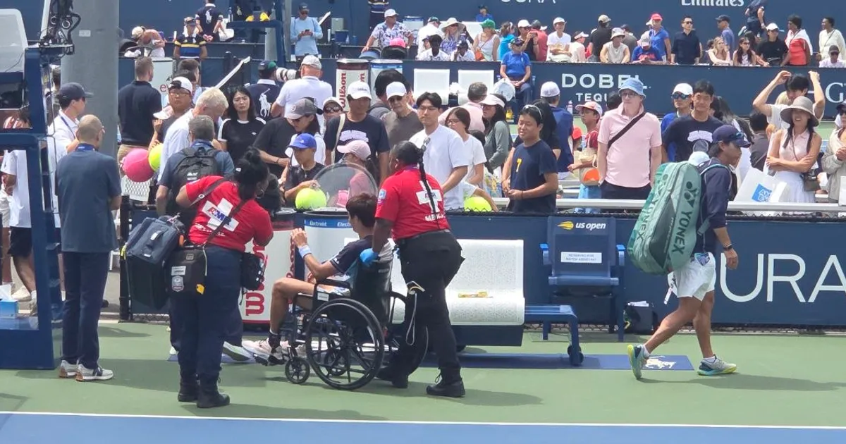 Drama na meču Srbina na US Openu! Lajovićev protivnik se srušio, u kolicima ga izveli sa terena!